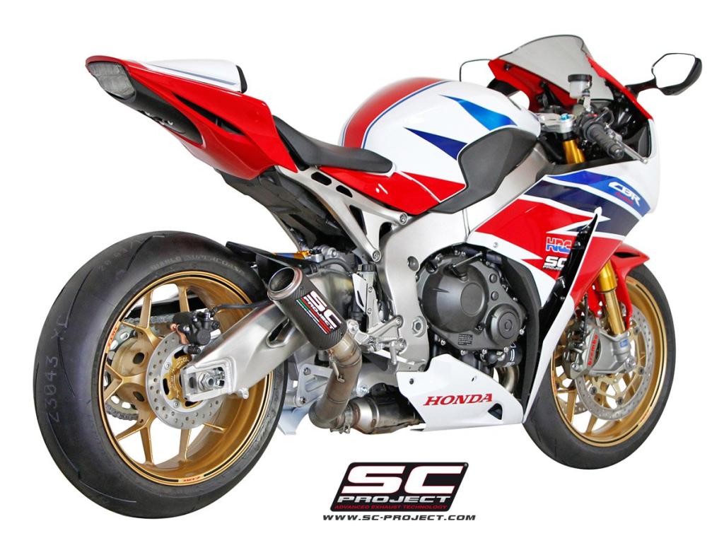 Picture of CR-T carbon fibre exhaust