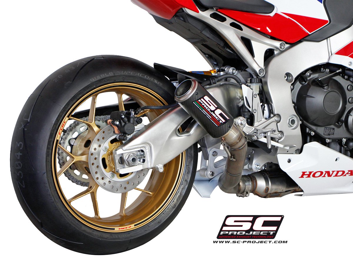 Picture of CR-T carbon fibre exhaust