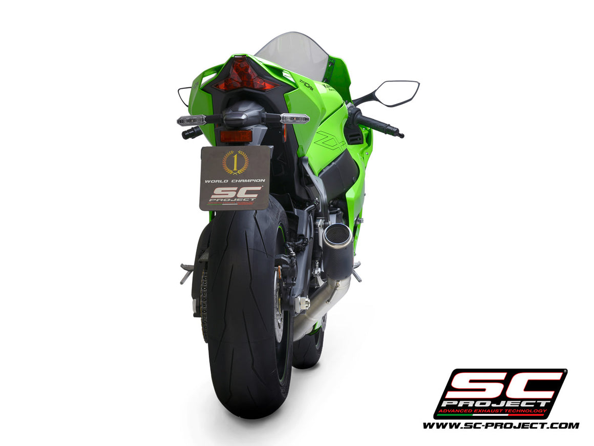 Picture of CR-T carbon fibre exhaust, with de-cat link pipe