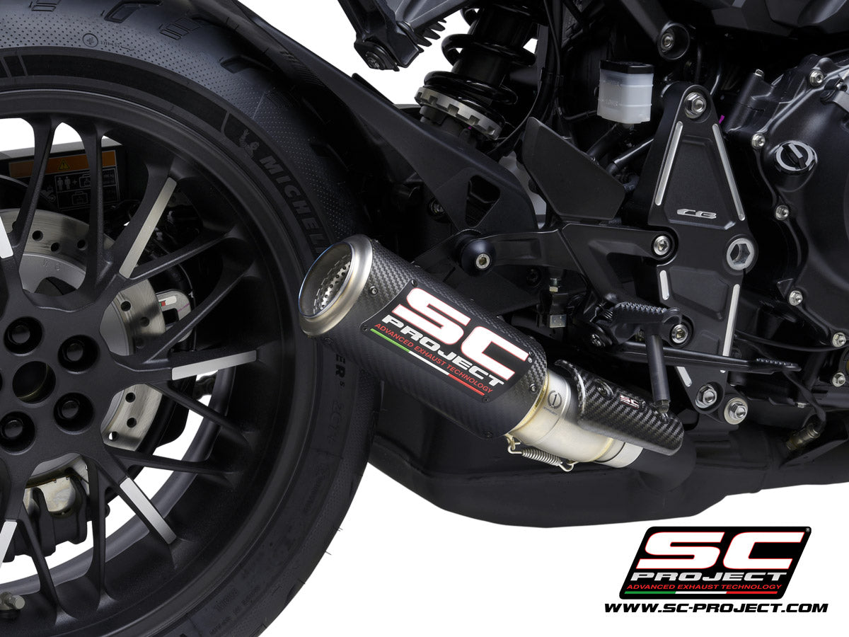 Picture of CR-T carbon fibre exhaust