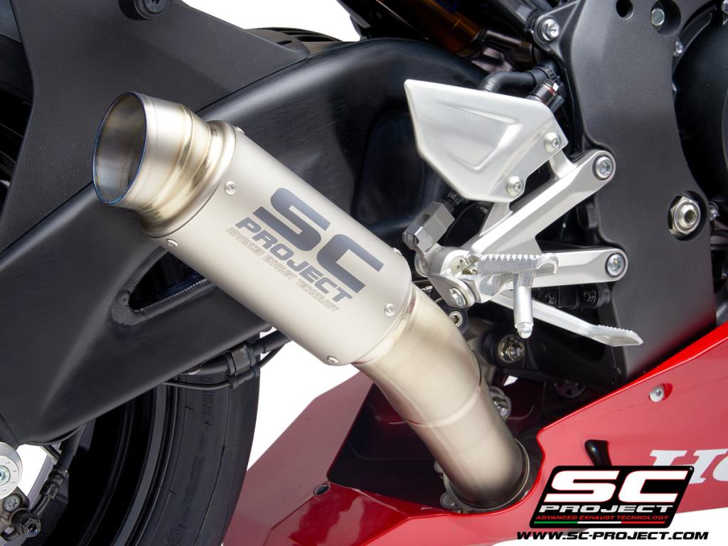 Picture of GP70-R titanium exhaust