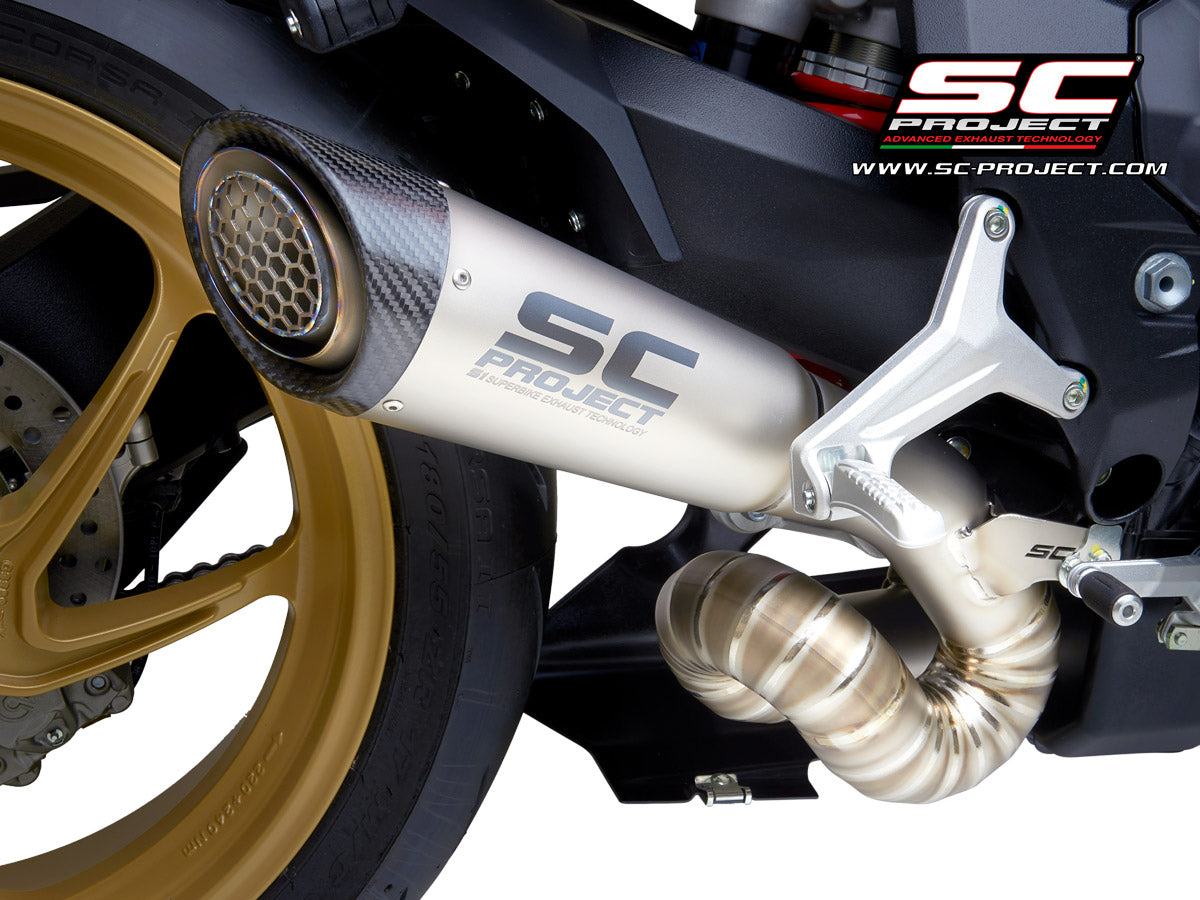 Picture of S1 titanium exhaust, with welded sector link pipe