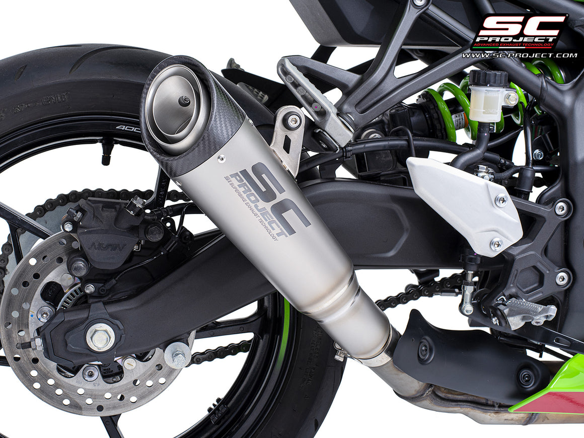 Kawasaki ZX-4R - RR with SC-Project S1 titanium exhaust, 3/4 rear view