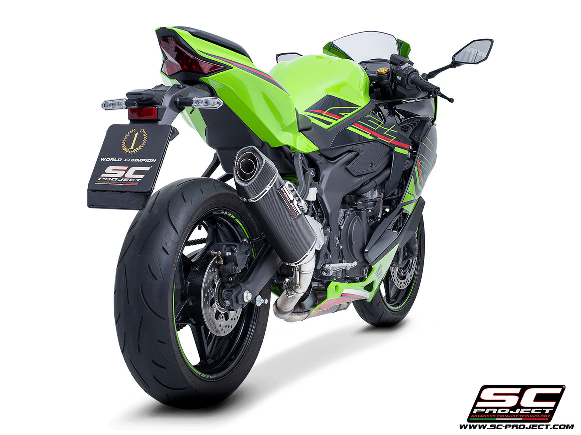 Kawasaki ZX-4R - RR with SC-Project SC1-S carbon exhaust, 3/4 rear view