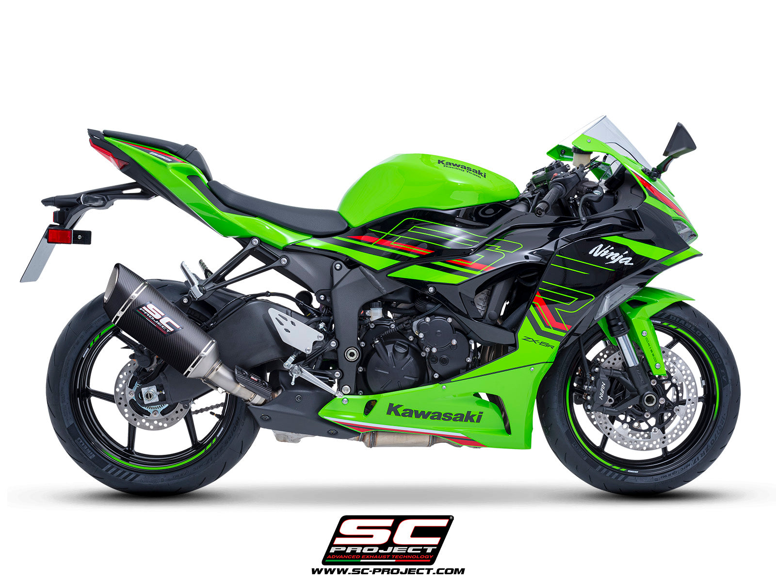 Kawasaki ZX-6R 2024 with SC-Project SC1-R carbon exhaust, 3/4 rear view