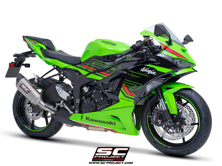 Kawasaki ZX-6R 2024 with SC-Project SC1-R titanium exhaust, 3/4 rear view