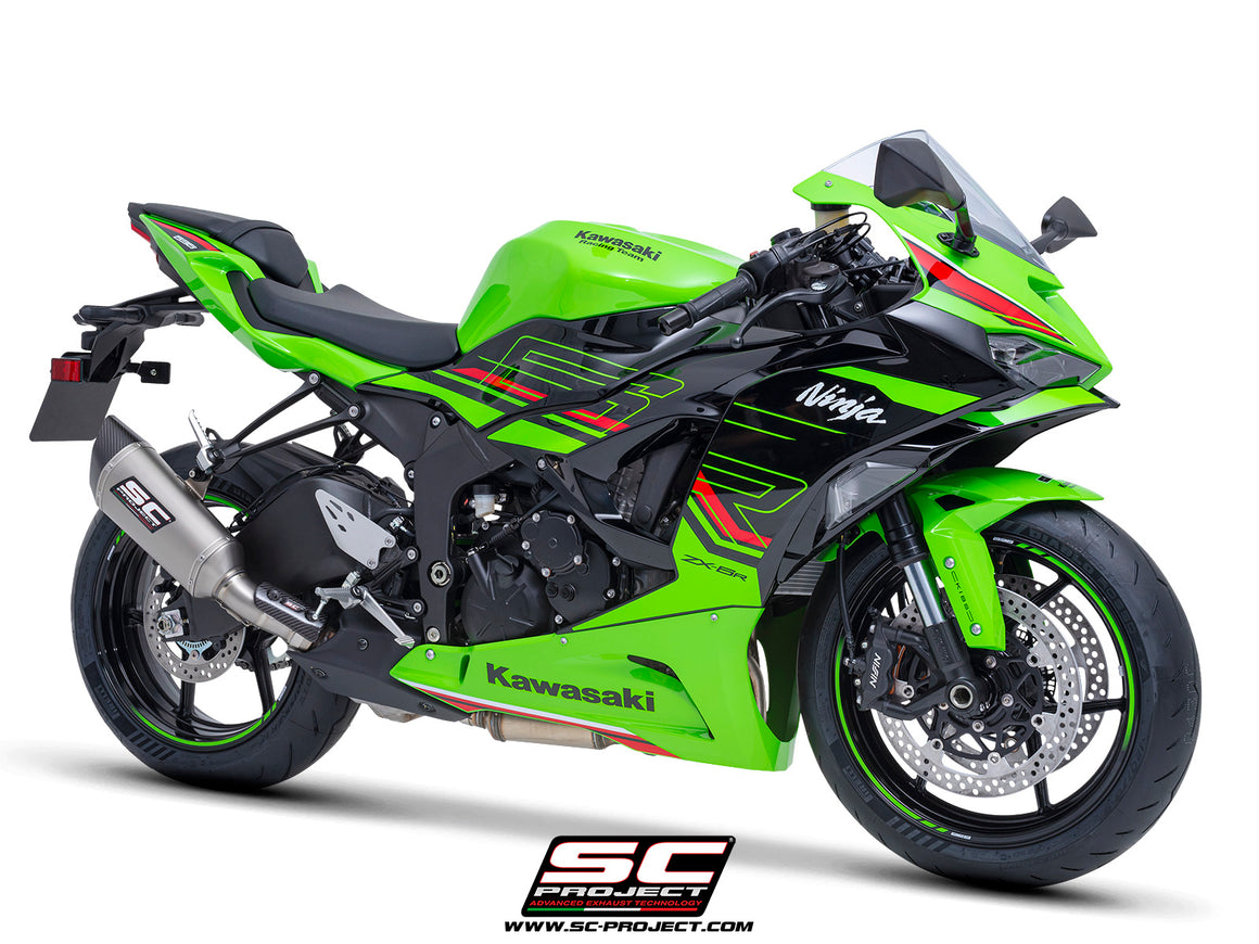 Kawasaki_Ninja-ZX-6R with SC-Project SC1-R titanium exhaust, 3/4 rear view