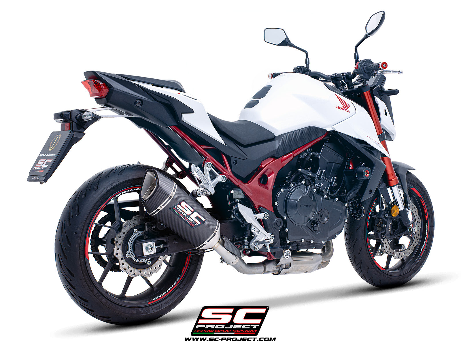 Honda CB750 Hornet with SC-Project SC1-R carbon exhaust, 3/4 rear view
