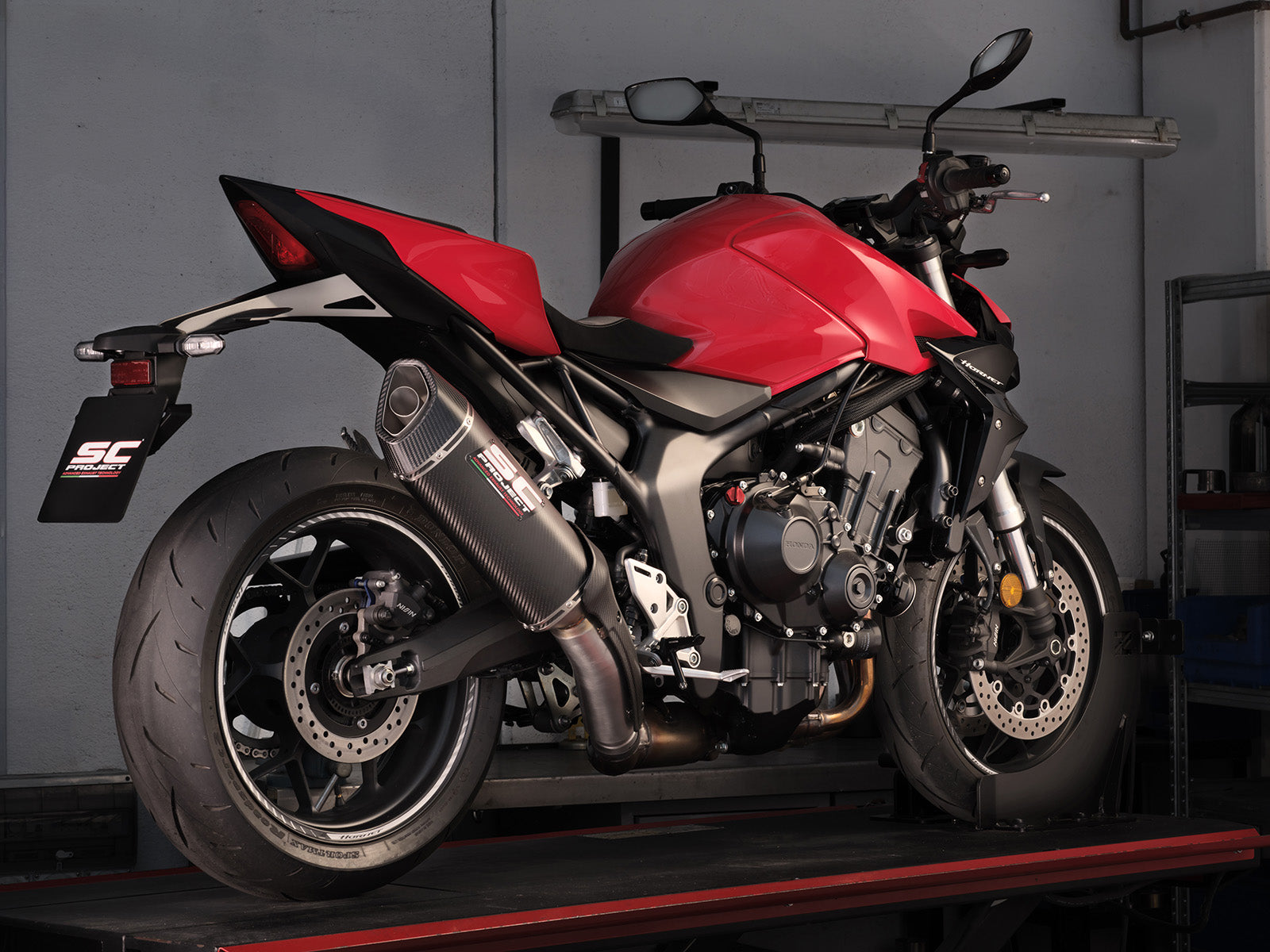 Honda CB1000 Hornet with SC-Project SC1-R GT carbon exhaust, 3/4 rear view