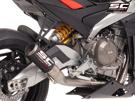 Aprilia Tuono 660 with SC-Project 2-1 Titanium full exhaust system, with CR-T carbon exhaust, 3/4 rear view