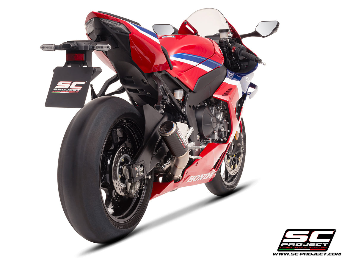 Honda CBR1000RR-R 2025 with SC-Project CR-T carbon exhaust, 3/4 rear view