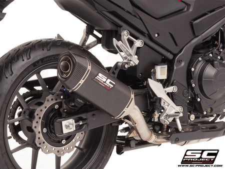 Honda CB500 Hornet with SC-Project SC1-S carbon exhaust, 3/4 rear view