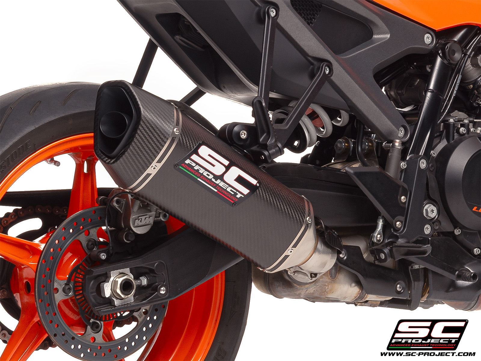 KTM 990 Duke with SC-Project SC1-R carbon exhaust, 3/4 rear view