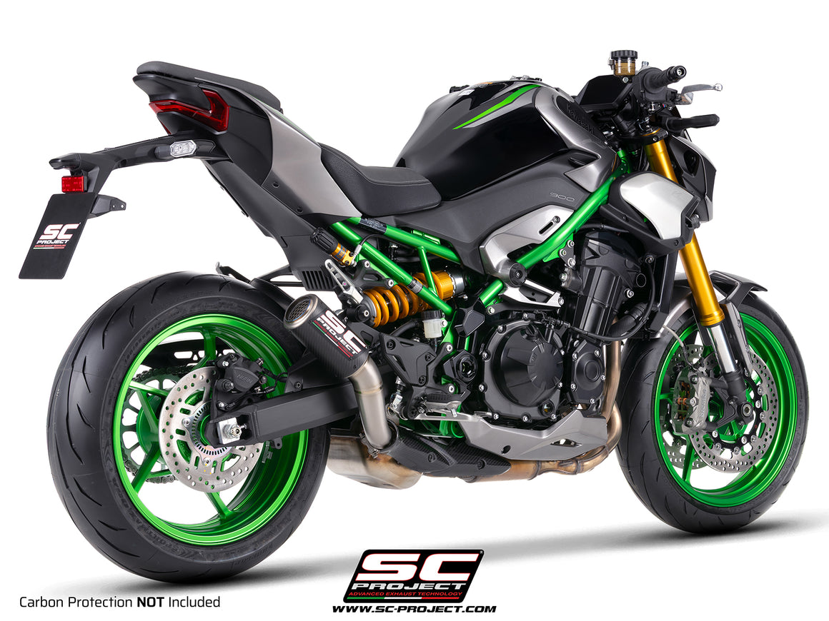 Kawasaki Z900 with SC-Project CR-T carbon fibre exhaust, with stoneguard grid, 3/4 rear view