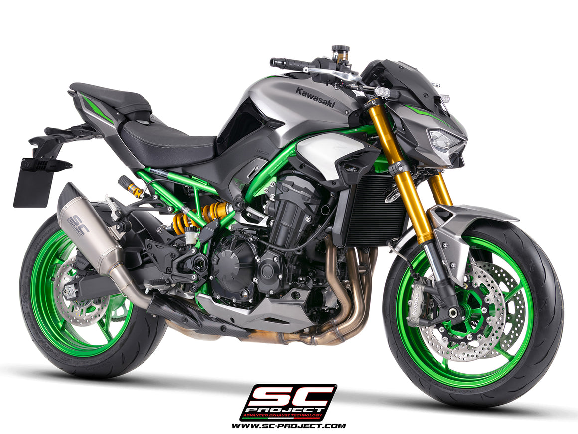 Kawasaki Z900 with SC-Project SC1-R titanium exhaust, 3/4 rear view
