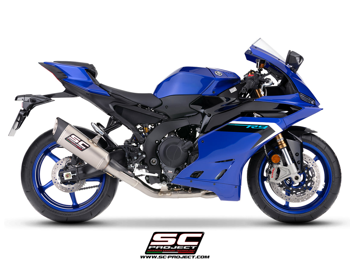 Yamaha R9 with SC-Project 3-1 full exhaust system, with SC1-R  titanium exhaust, 3/4 rear view