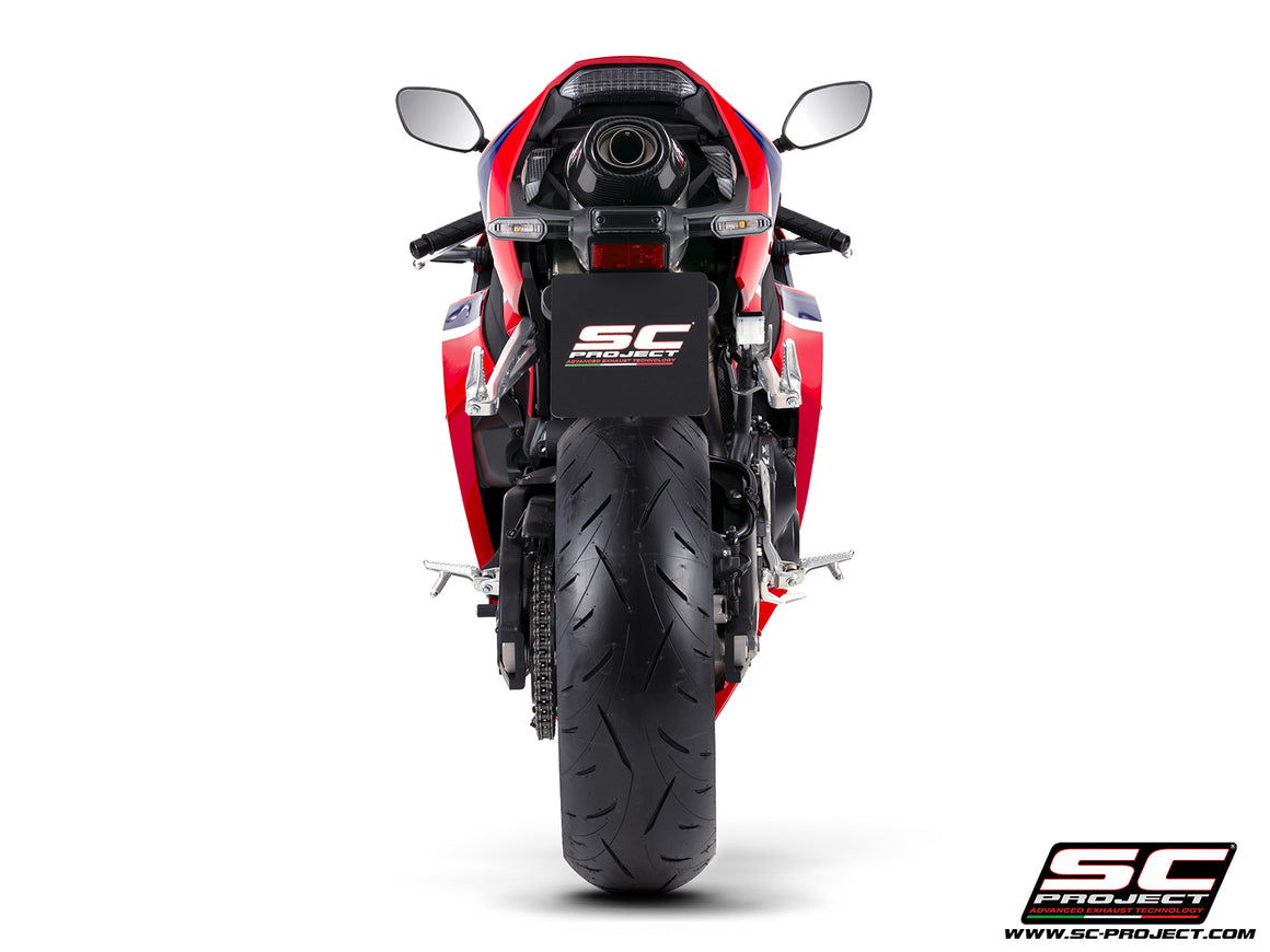 Honda CBR600RR with SC-Project SC-RR carbon fibre exhaust, 3/4 rear view