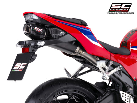Honda CBR600RR with SC-Project SC-RR carbon fibre exhaust, 3/4 rear view