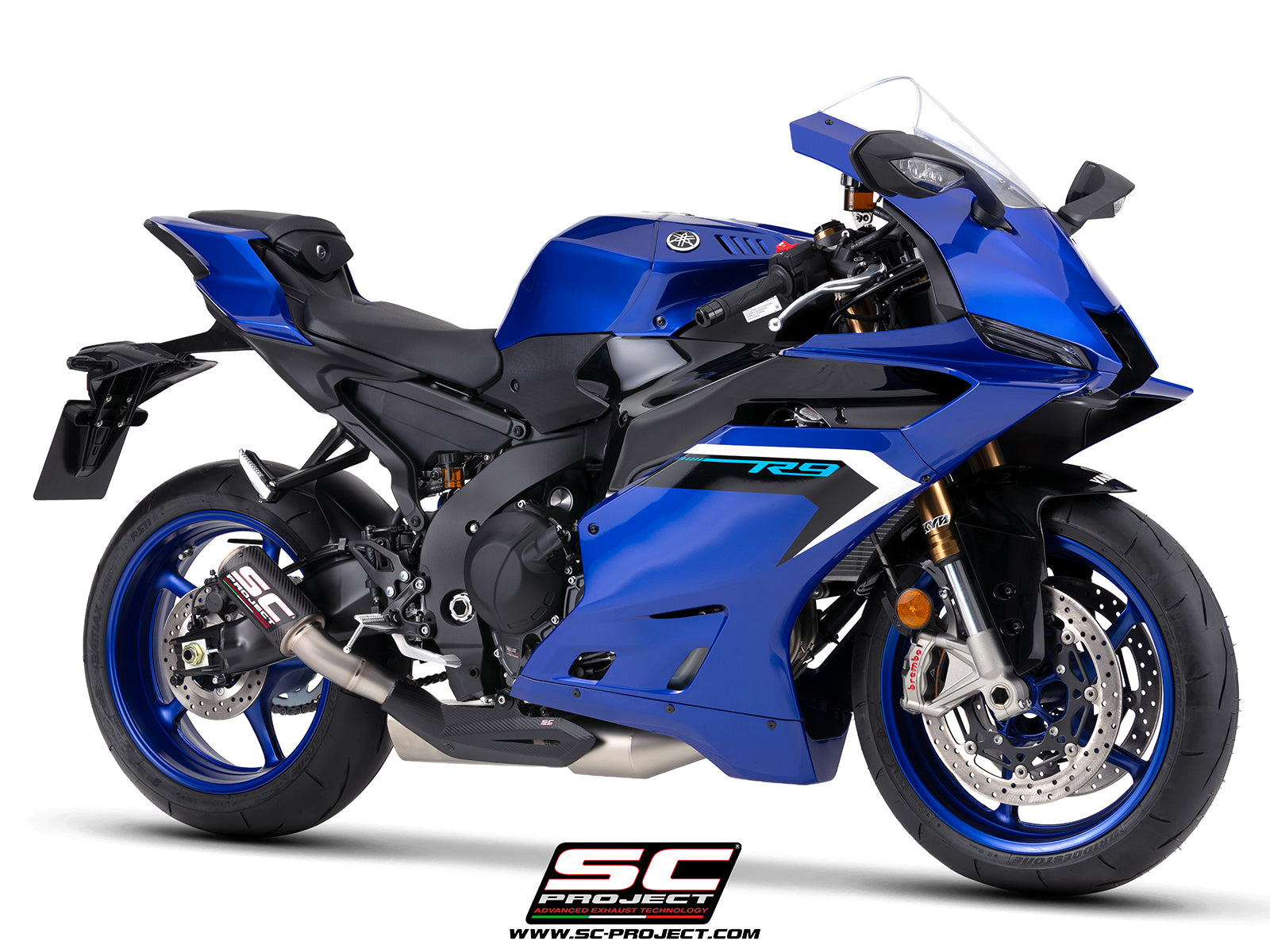 Yamaha R9 with SC-Project full exhaust system stainless steel, with CR-T carbon fibre exhaust, with stoneguard grid, 3/4 rear view
