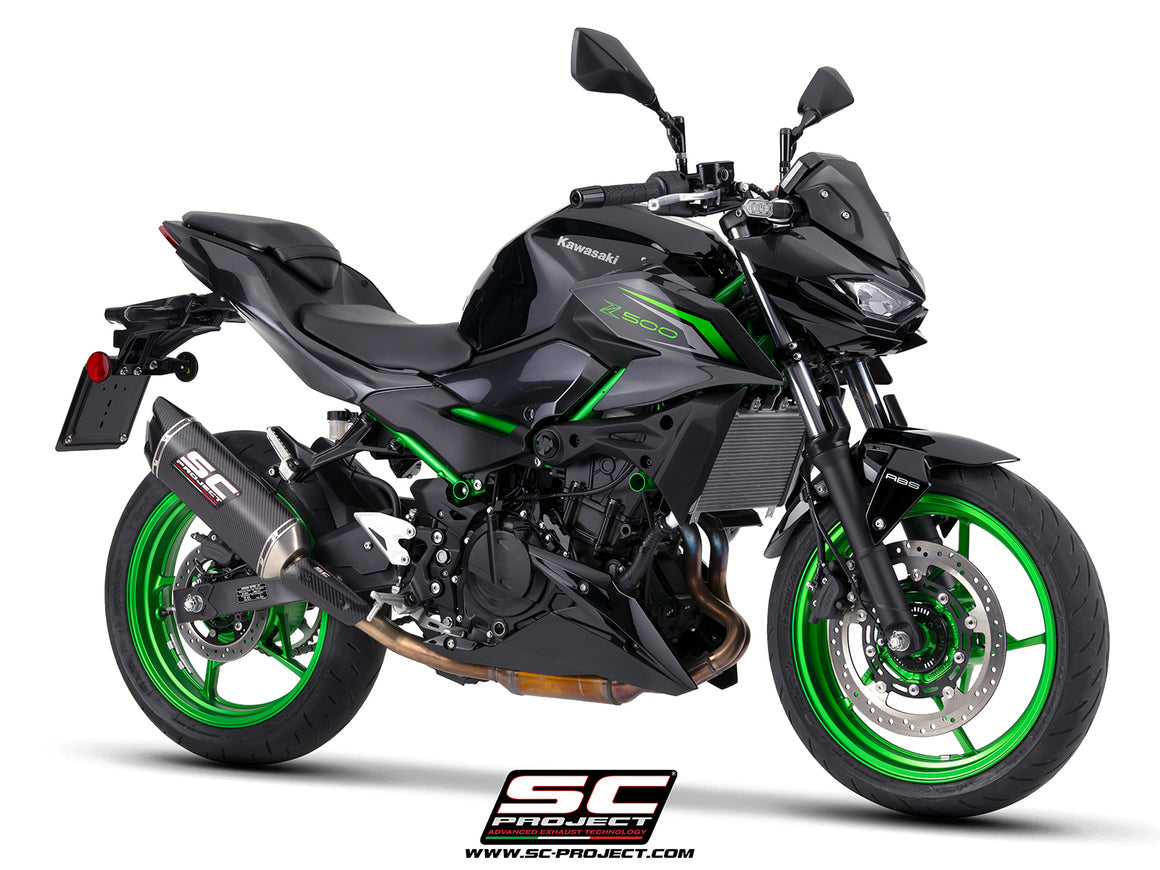 Kawasaki Z500 with SC-Project SC1-X carbon fibre exhaust, 3/4 rear view