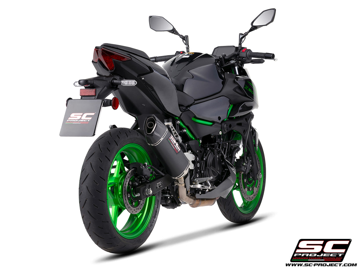 Kawasaki Z500 with SC-Project SC1-X carbon fibre exhaust, 3/4 rear view