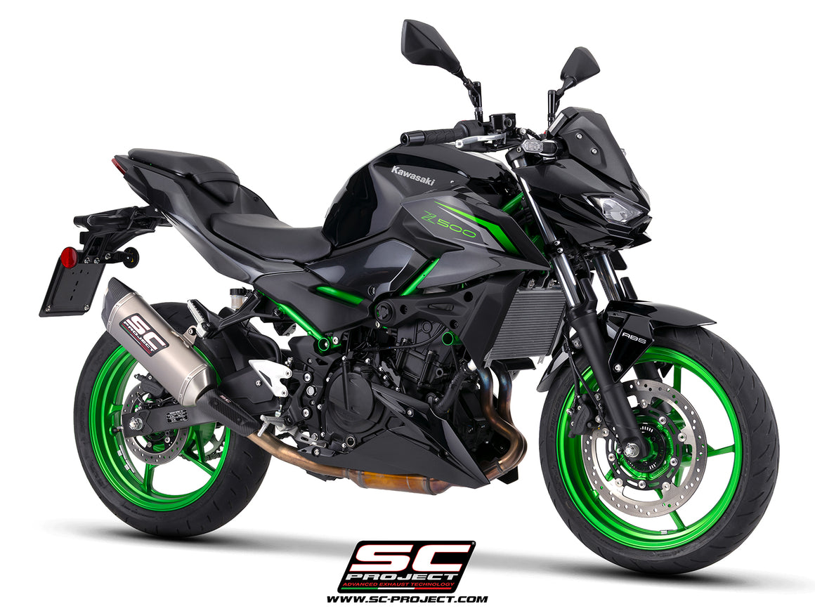 Kawasaki Z500 with SC-Project SC1-X titanium exhaust, 3/4 rear view