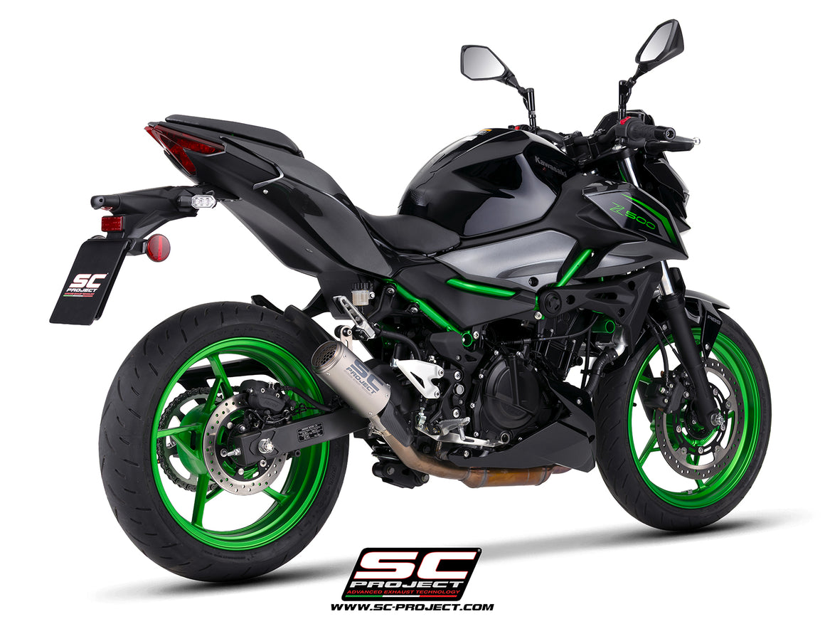 Kawasaki Z500 with SC-Project CR-T titanium exhaust, with stoneguard grid, 3/4 rear view