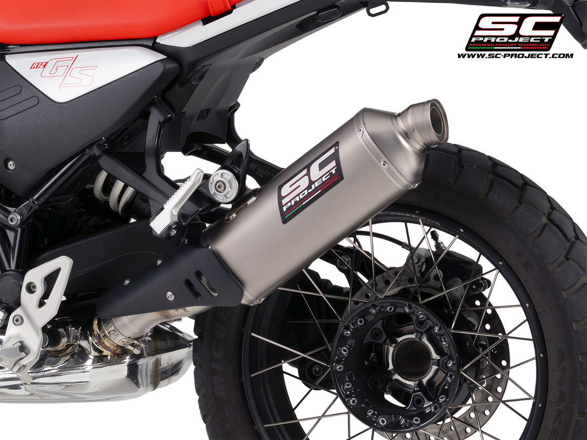 BMW R 12 G/S with SC-Project Rally Raid titanium exhaust, 3/4 rear view