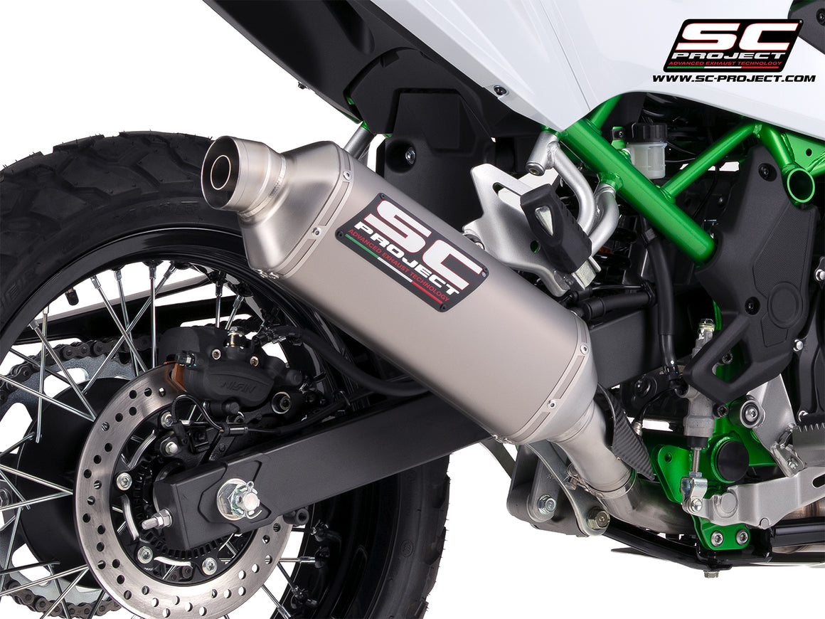 Kawasaki KLE 500 with SC-Project Rally Raid titanium exhaust, 3/4 rear view