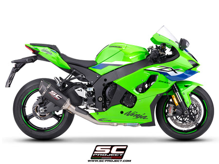 Kawasaki Ninja ZX-10R with SC-Project de-cat link pipe with SC1-R 250 mm carbon fibre exhaust, 3/4 rear view
