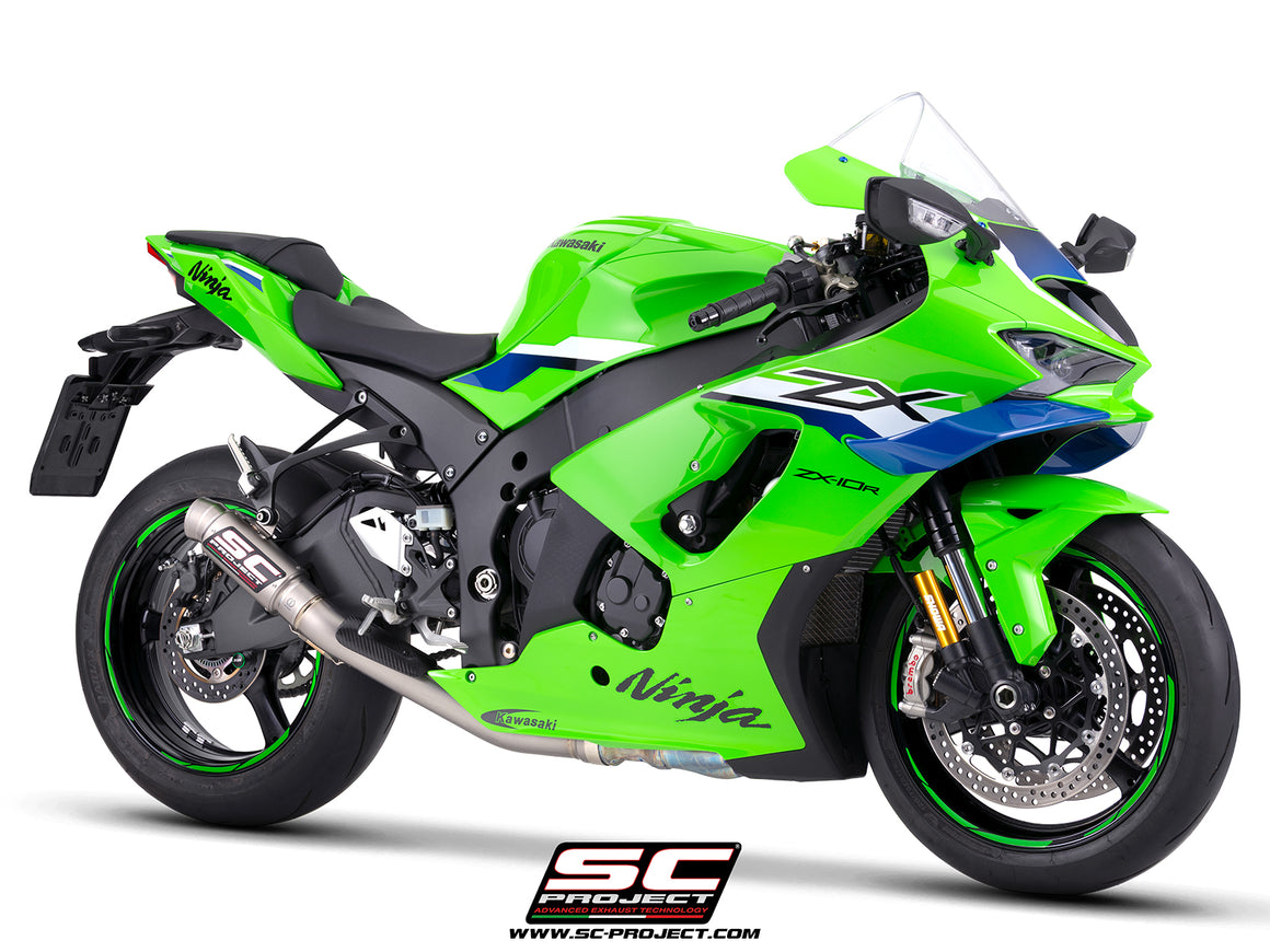 Kawasaki Ninja ZX-10R with SC-Project de-cat link pipe with GP70-R titanium exhaust, 3/4 rear view