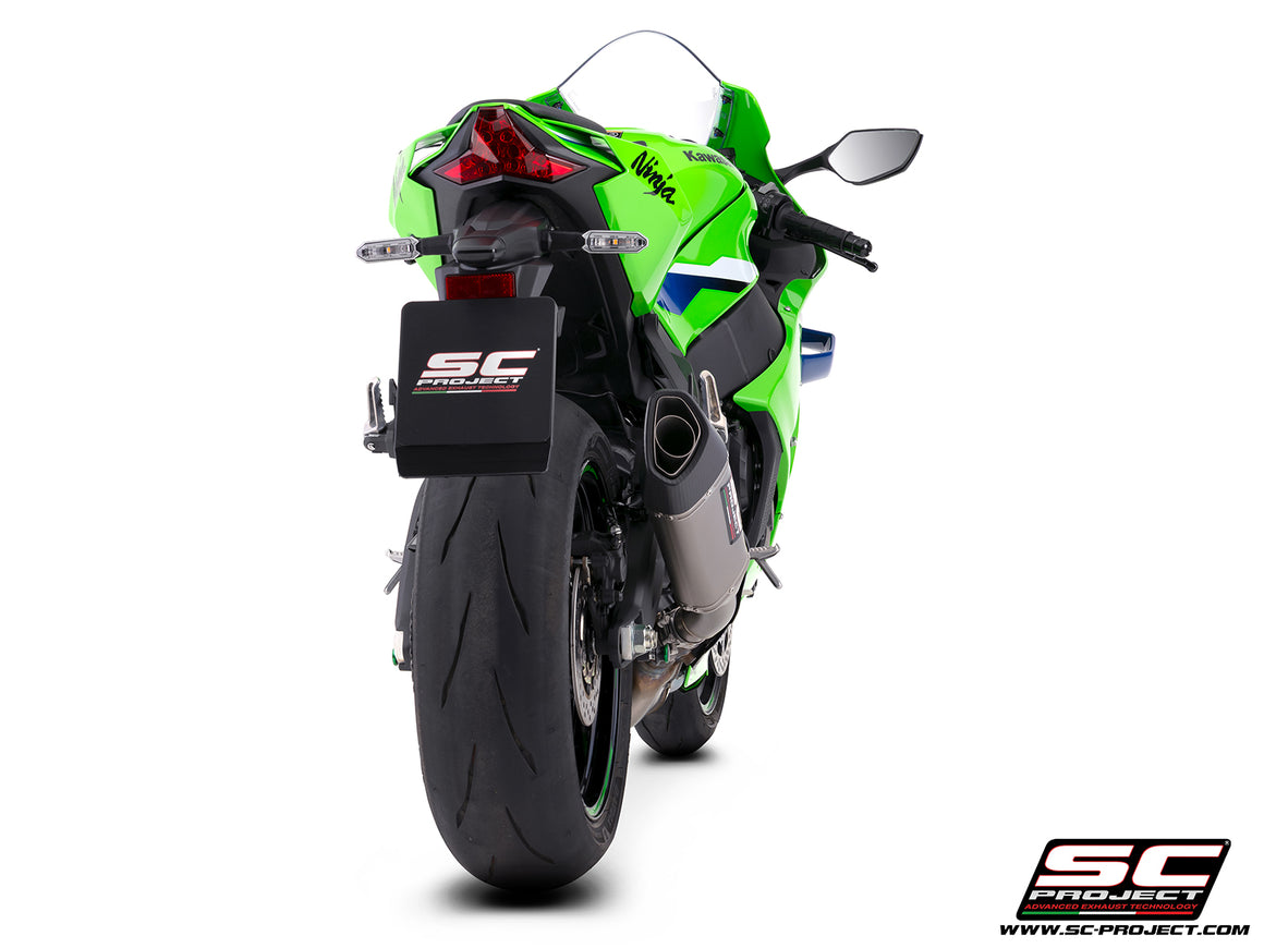 Kawasaki Ninja ZX-10R with SC-Project SC1-R titanium exhaust, 3/4 rear view