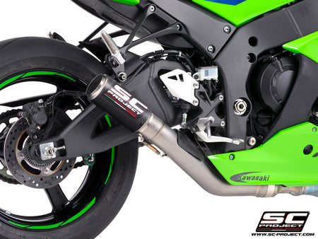 Kawasaki Ninja ZX-10R with SC-Project de-cat link pipe with CR-T carbon fibre exhaust, 3/4 rear view