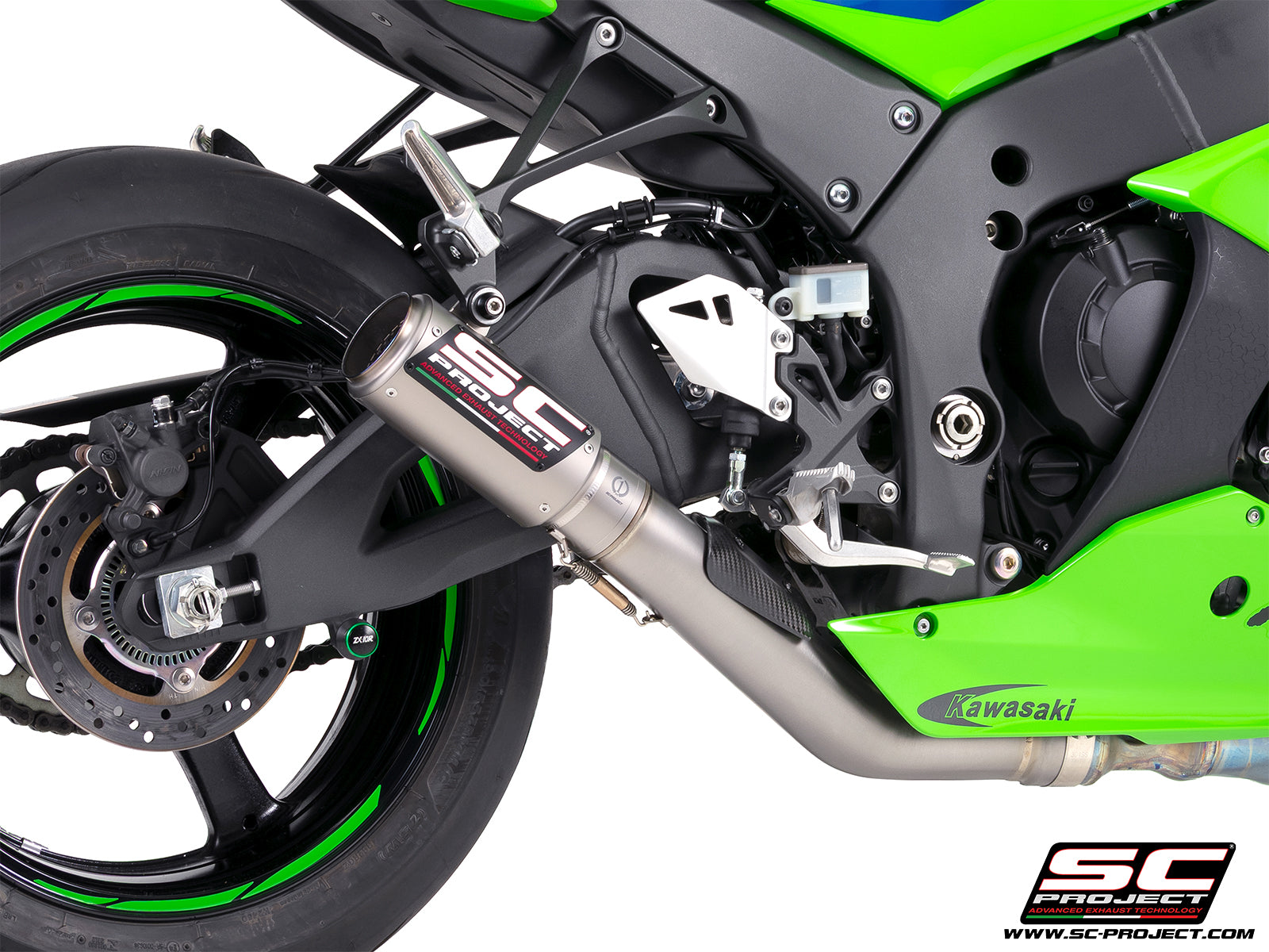 Kawasaki Ninja ZX-10R with SC-Project de-cat link pipe with CR-T titanium exhaust, 3/4 rear view