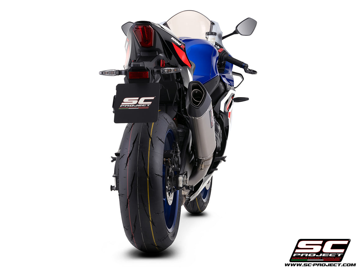 Suzuki GSX-R1000R with SC-Project SC1-R 350mm titanium exhaust, 3/4 rear view