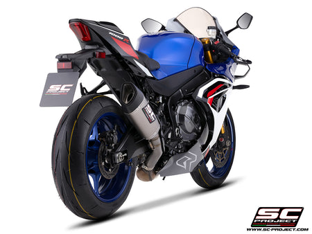 Suzuki GSX-R1000R with SC-Project SC1-R 250mm titanium exhaust, 3/4 rear view