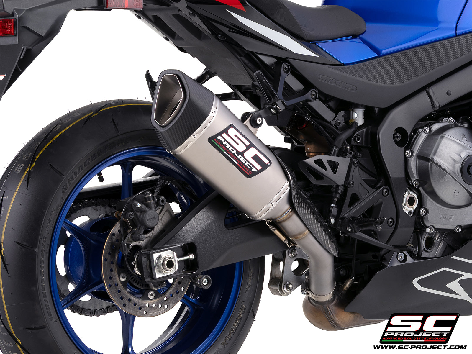 Suzuki GSX-R1000R with SC-Project SC1-R 250mm titanium exhaust, 3/4 rear view