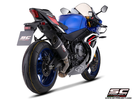 Suzuki GSX-R1000R with SC-Project SC1-R 250mm carbon fibre exhaust, 3/4 rear view
