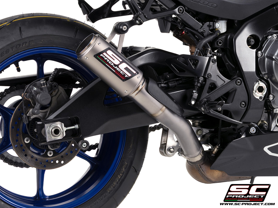Suzuki GSX-R1000R with SC-Project CR-T titanium exhaust, 3/4 rear view