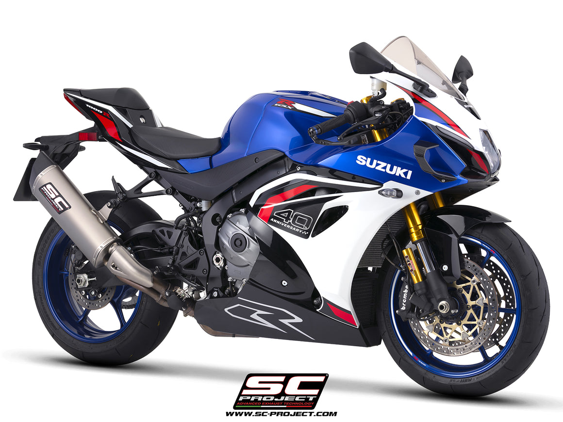 Suzuki GSX-R1000R with SC-Project SC1-R GT titanium exhaust, 3/4 rear view