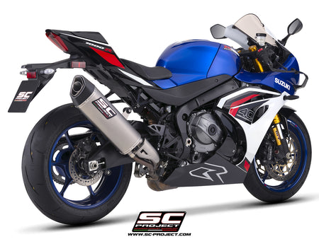Suzuki GSX-R1000R with SC-Project SC1-R GT titanium exhaust, 3/4 rear view