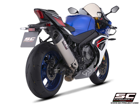 Suzuki GSX-R1000R with SC-Project SC1-R GT titanium exhaust, 3/4 rear view