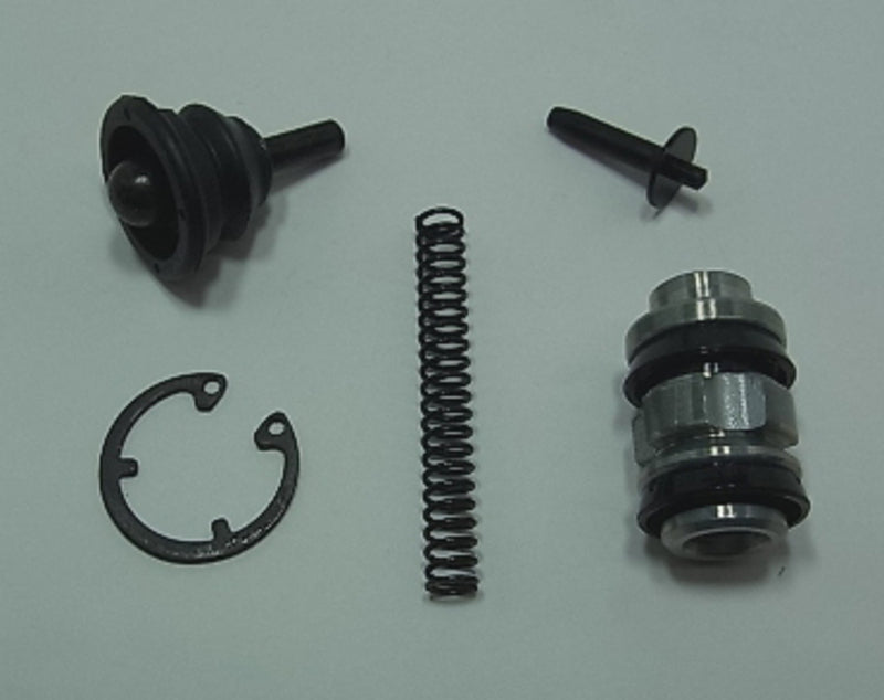 TOURM REPAIR KIT MASTER CYLINDER TOURMAX Hoofdremcilinder revisieset  Suzuki
