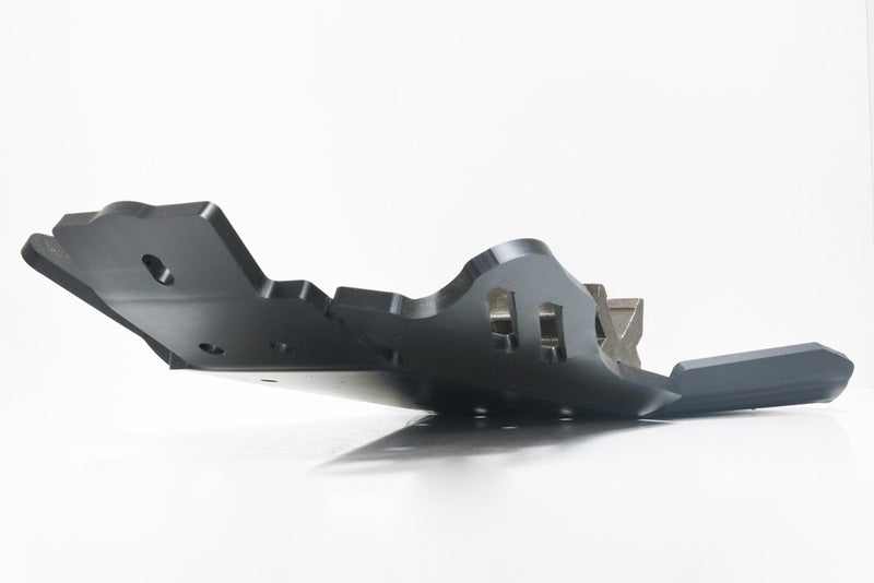 AXP SKID PLATE XTREM HDPE 8MM BLK