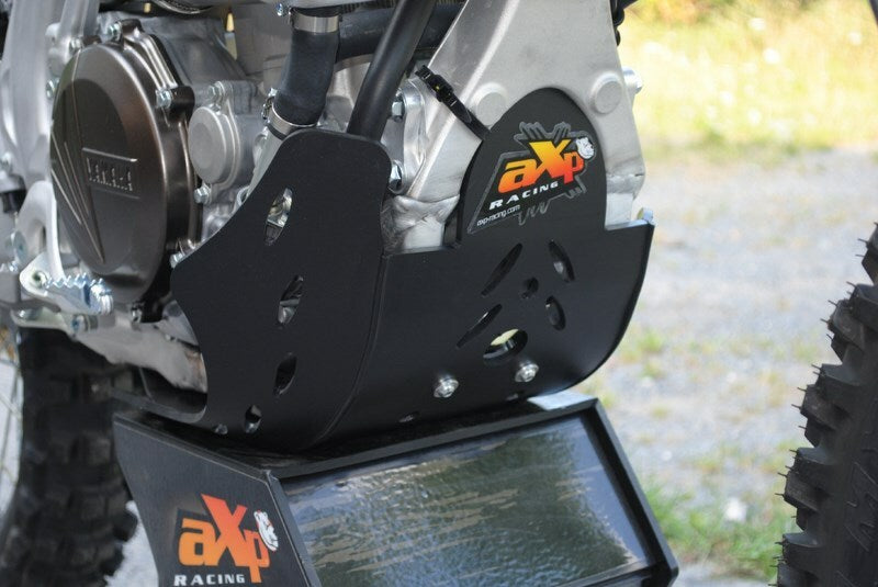 AXP PROTECTION GP SKID PLATE BLK