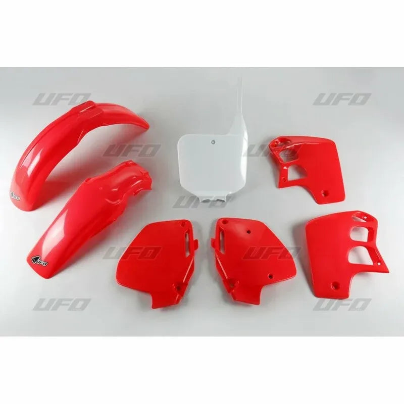 UFO Plast PLASTIC KIT, OEM/OEM