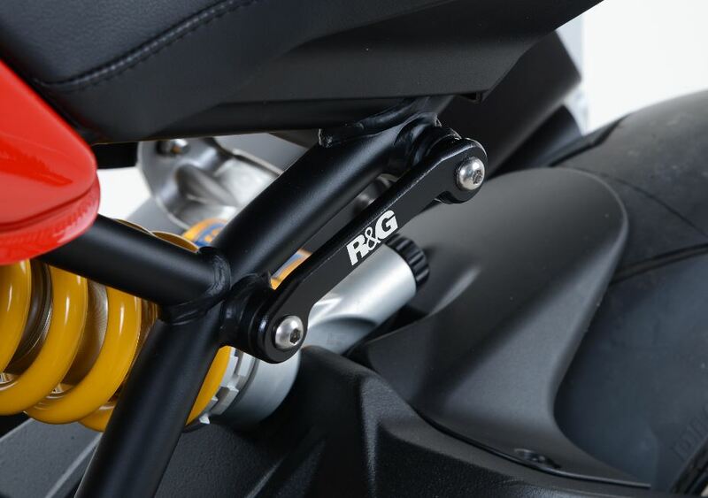 R&G BLANKING PLATE FOR REAR FOOTPEGS
