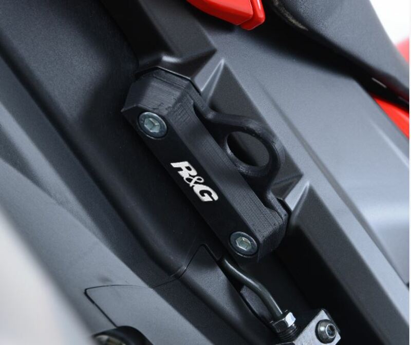 R&G BLANKING PLATE FOR REAR FOOTPEGS