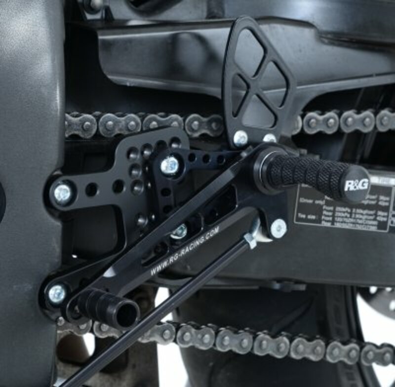 R&amp;G Hinterradsatz mit mehreren Positionen. RSET22BK
