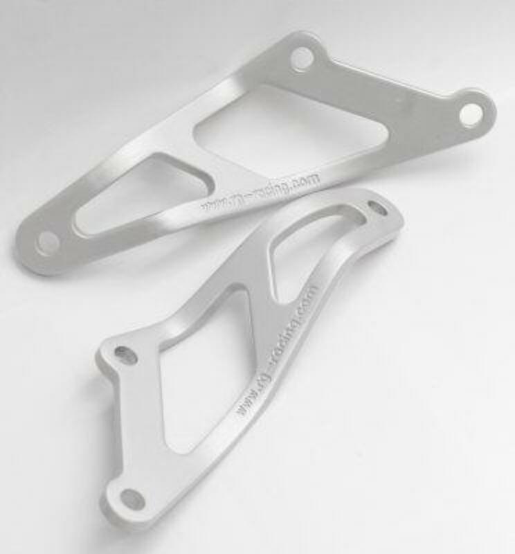 R&G HANGER EXHAUST SILVER